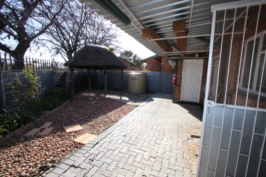 To Let 2 Bedroom Property for Rent in Dagbreek Free State